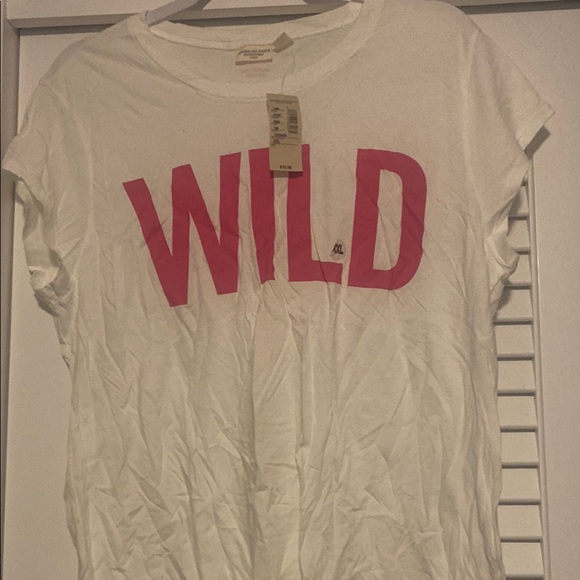 New American Eagle Women's White and Pink Graphic Tee - Picture 1 of 2